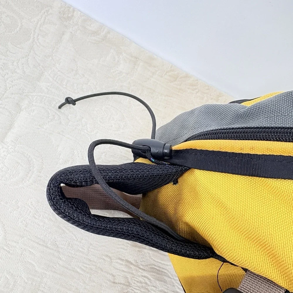 Vintage Atlas Snow-Shoe Company Fanny Pack - Picture 3 of 10